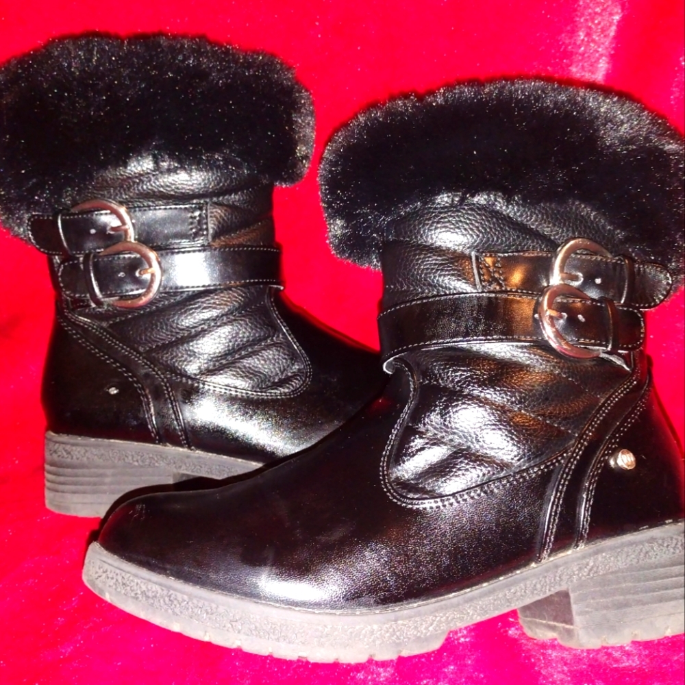 Jones New York Black Ankle boots$